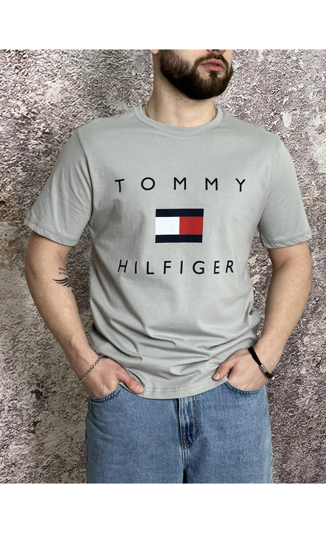 Футболка Tommy Hilfiger сіра (вел. лого)