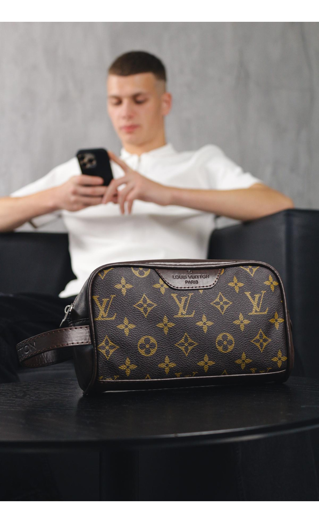 Клатч Louis Vuitton коричневий