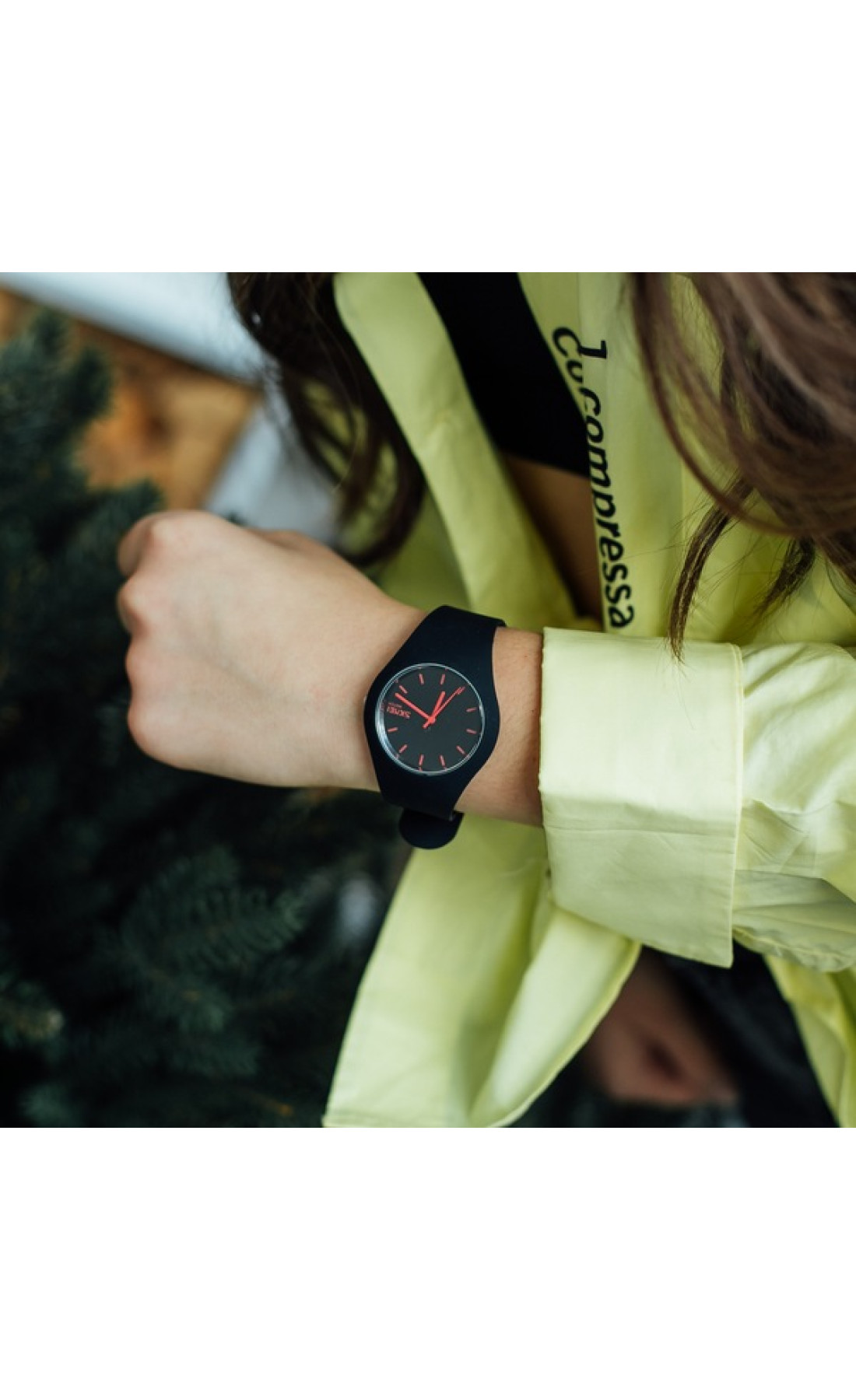 Жіночий годинник  Skmei Rubber Black 9068