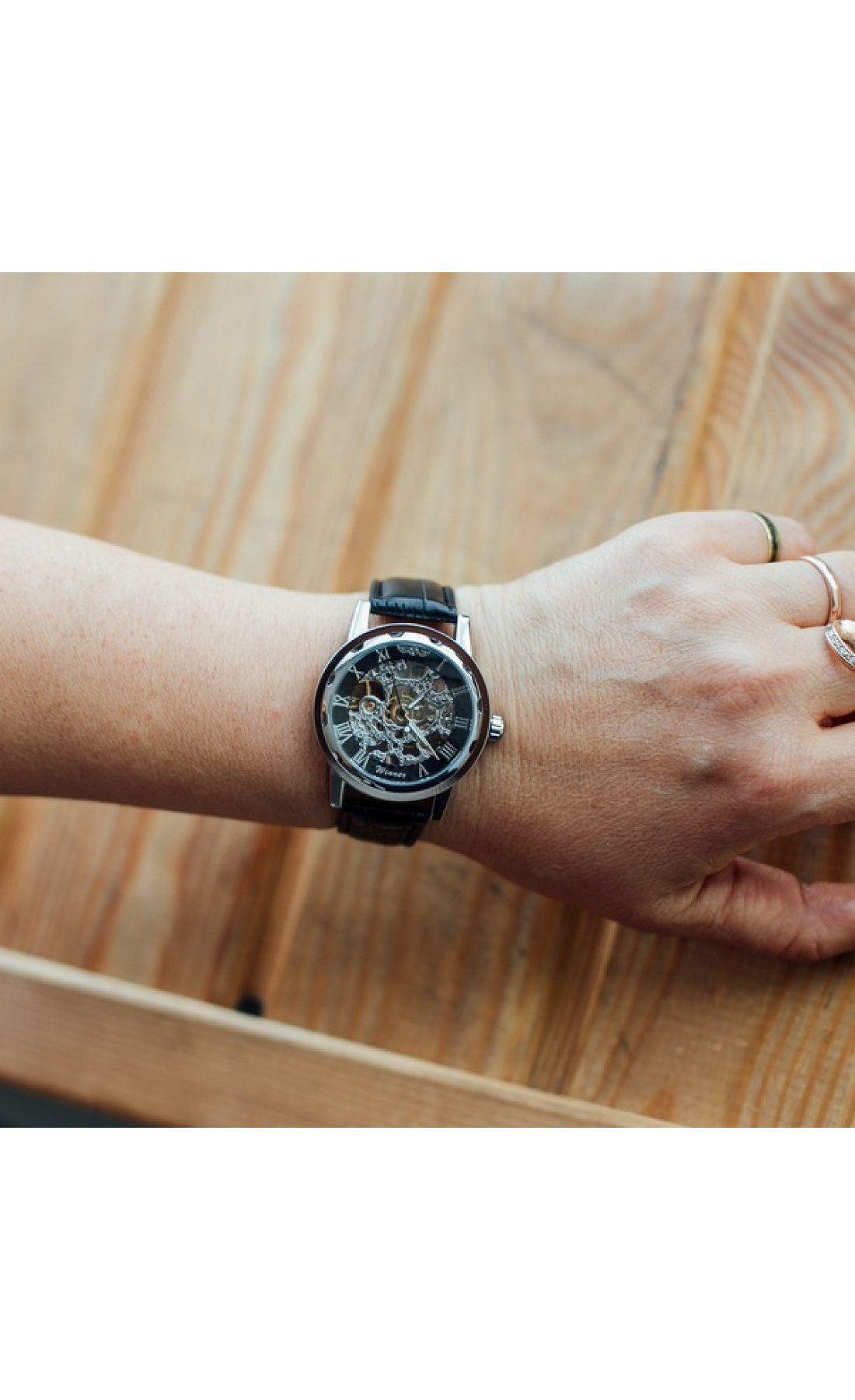 Жіночий годинник  Winner Black II