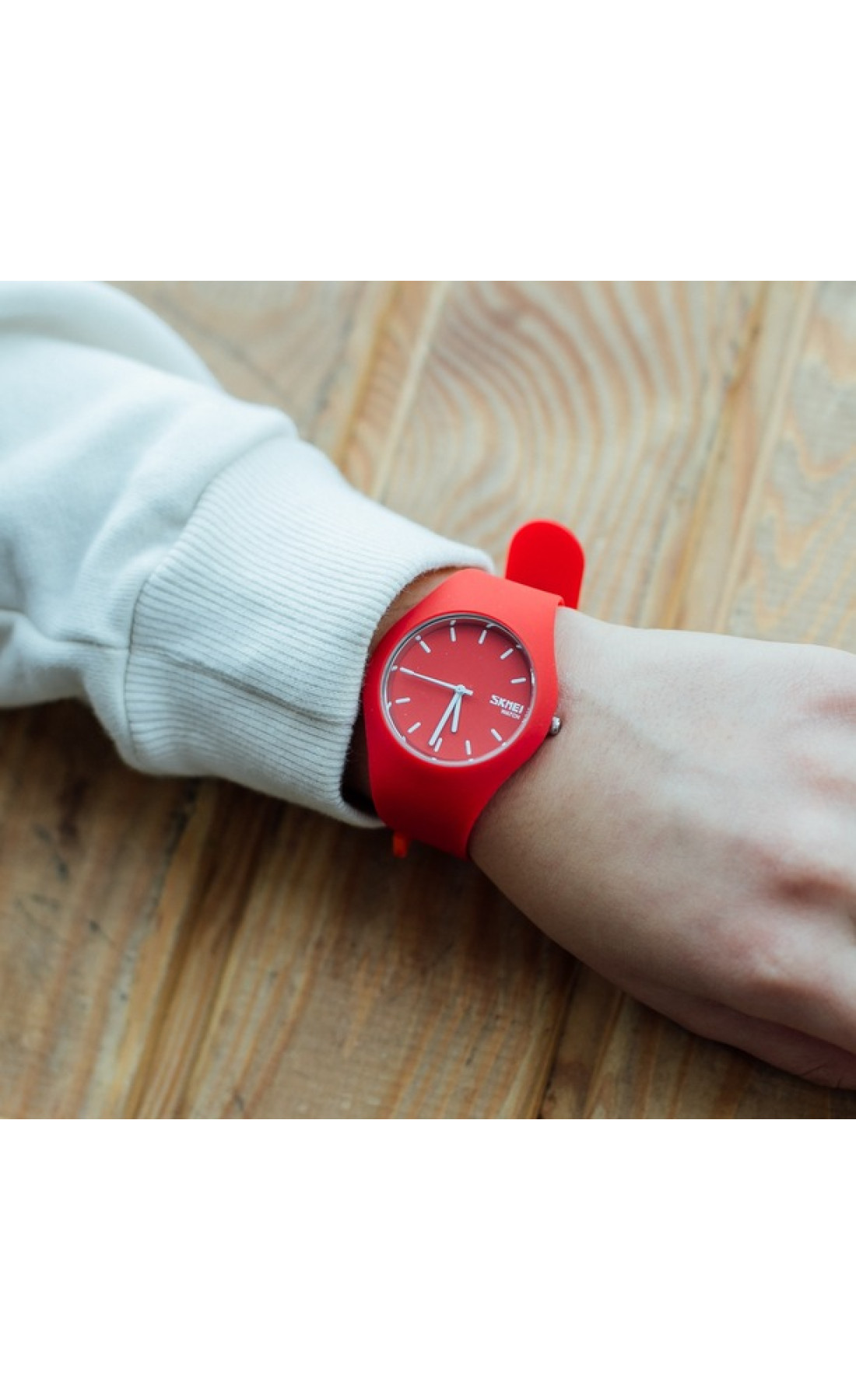Жіночий годинник  Skmei Rubber Red 9068R