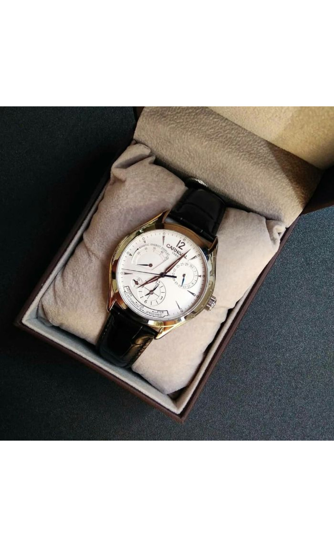 Чоловічий годинник  Carnival Kinetic