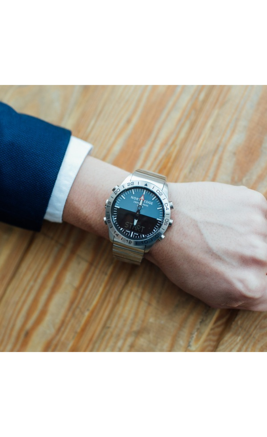 Чоловічий годинник  North Edge Gavia 20BAR