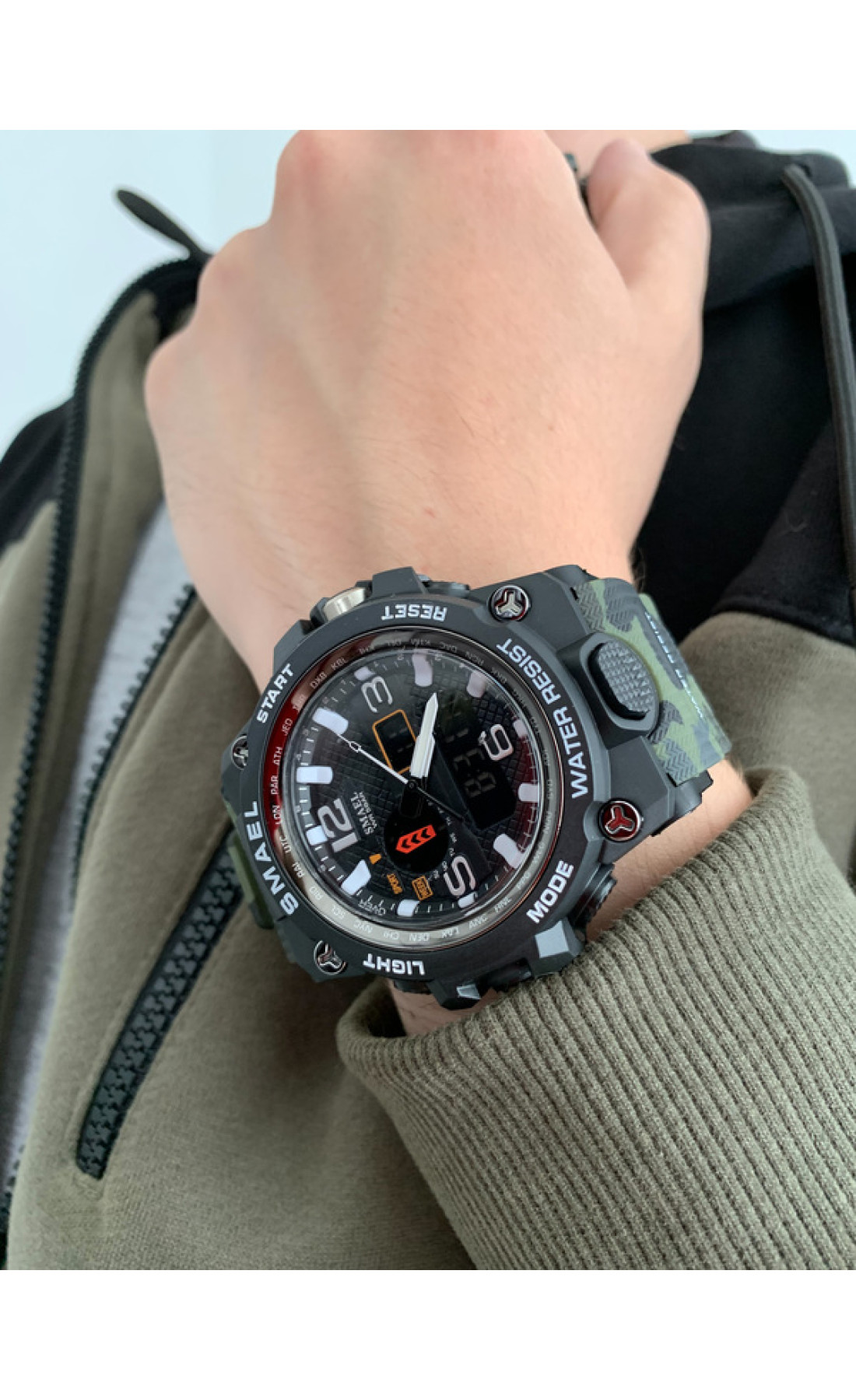 Чоловічий годинник  Smael Tank