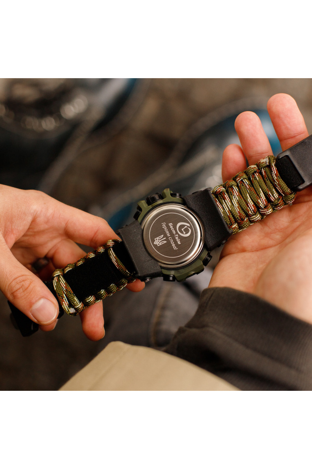 Чоловічий годинник  Besta Military з компасом