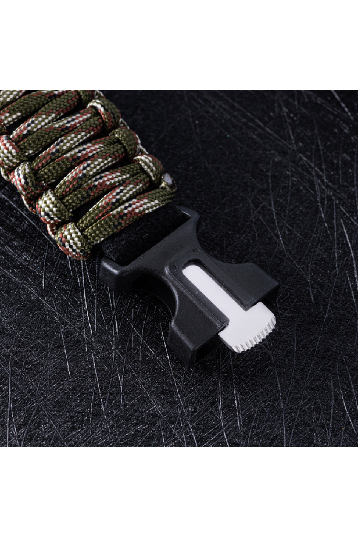 Чоловічий годинник  Besta Military з компасом