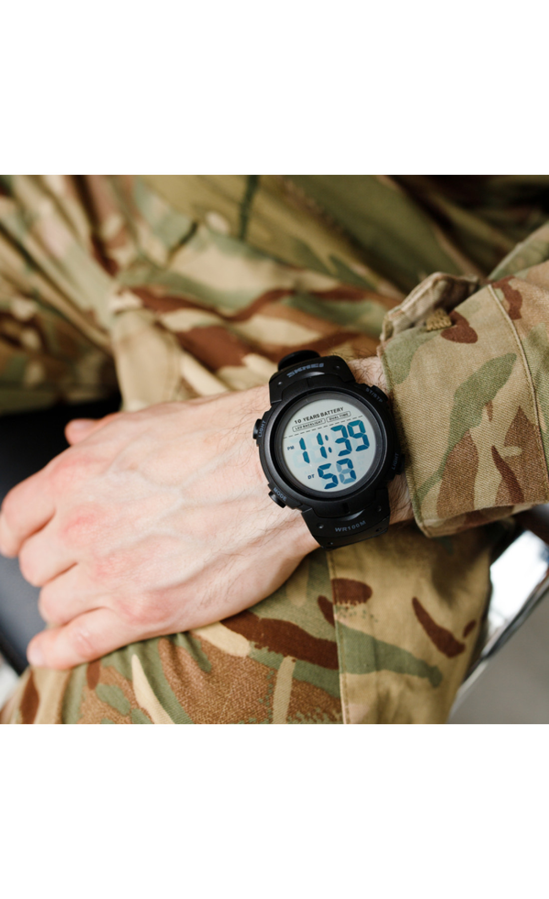 Чоловічий годинник  Skmei Neon 10 Bar Black