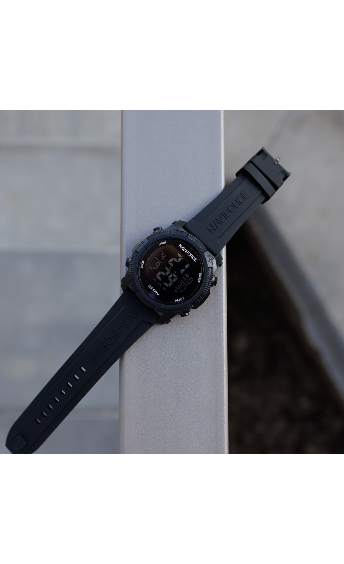 Чоловічий годинник  Naviforce Europe Black