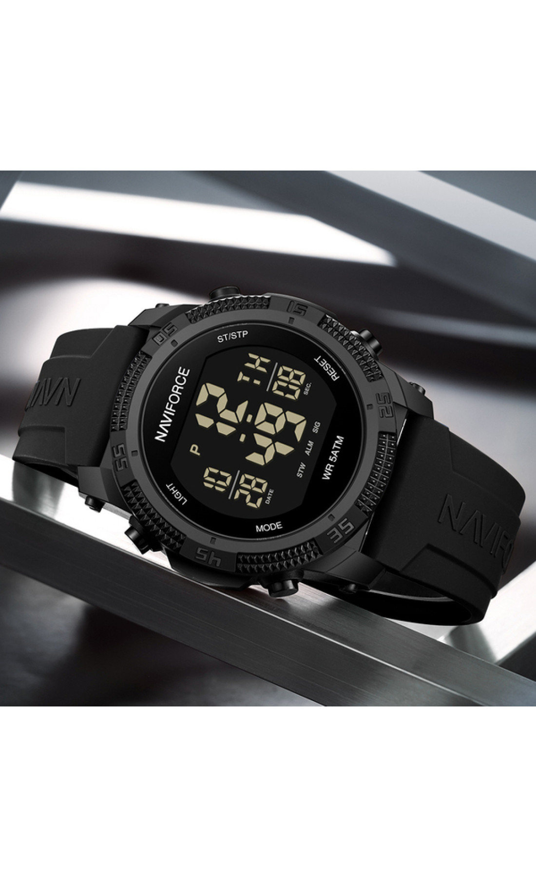 Чоловічий годинник  Naviforce Europe Black