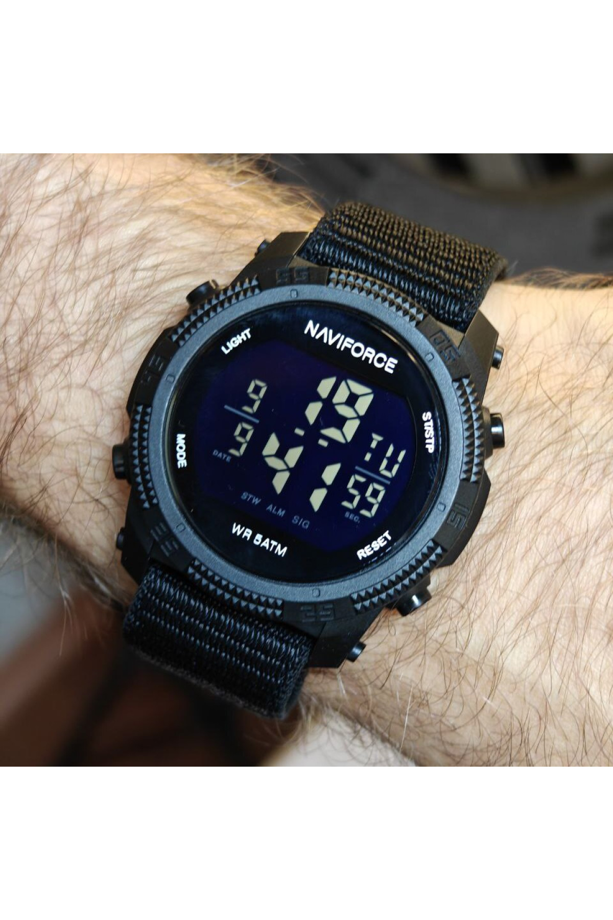 Чоловічий годинник  Naviforce Europe Black