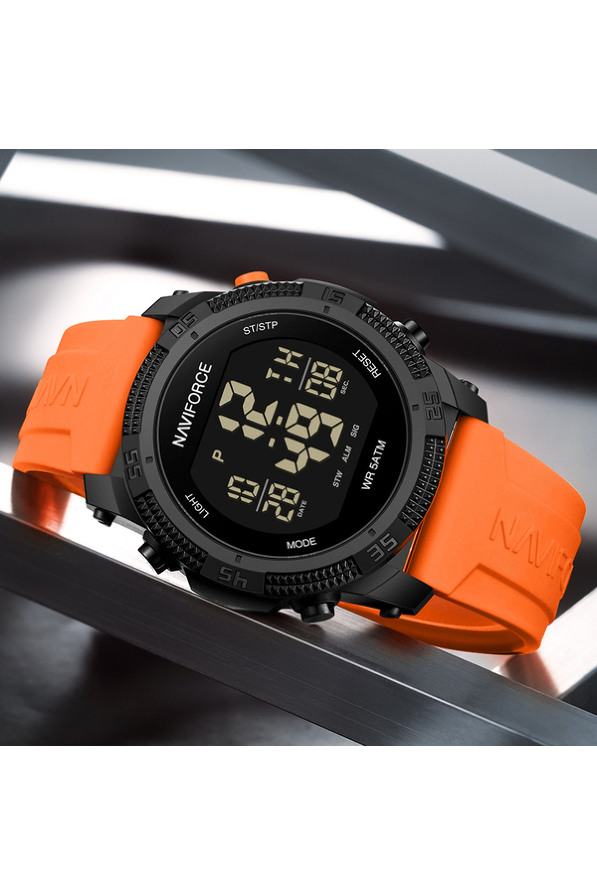 Чоловічий годинник  Naviforce Europe Orange