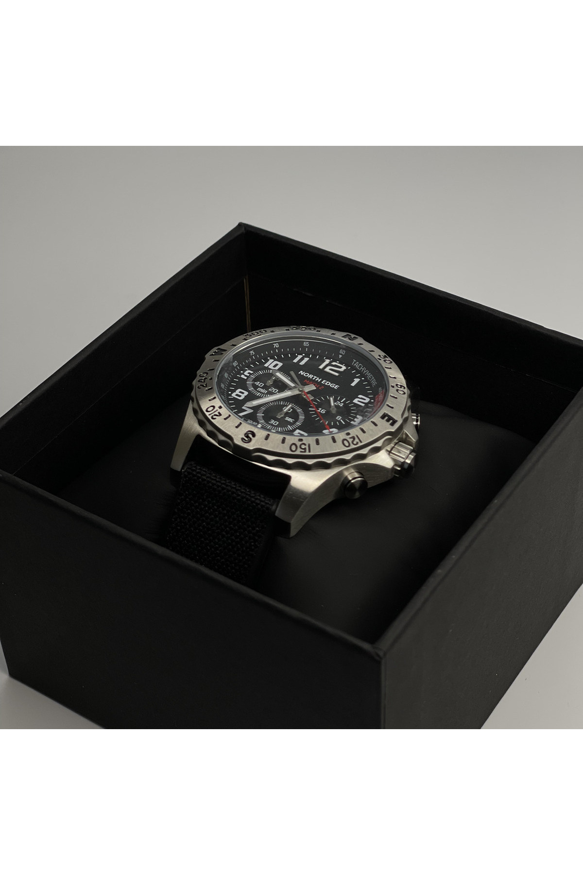 Чоловічий годинник  North Edge Profi