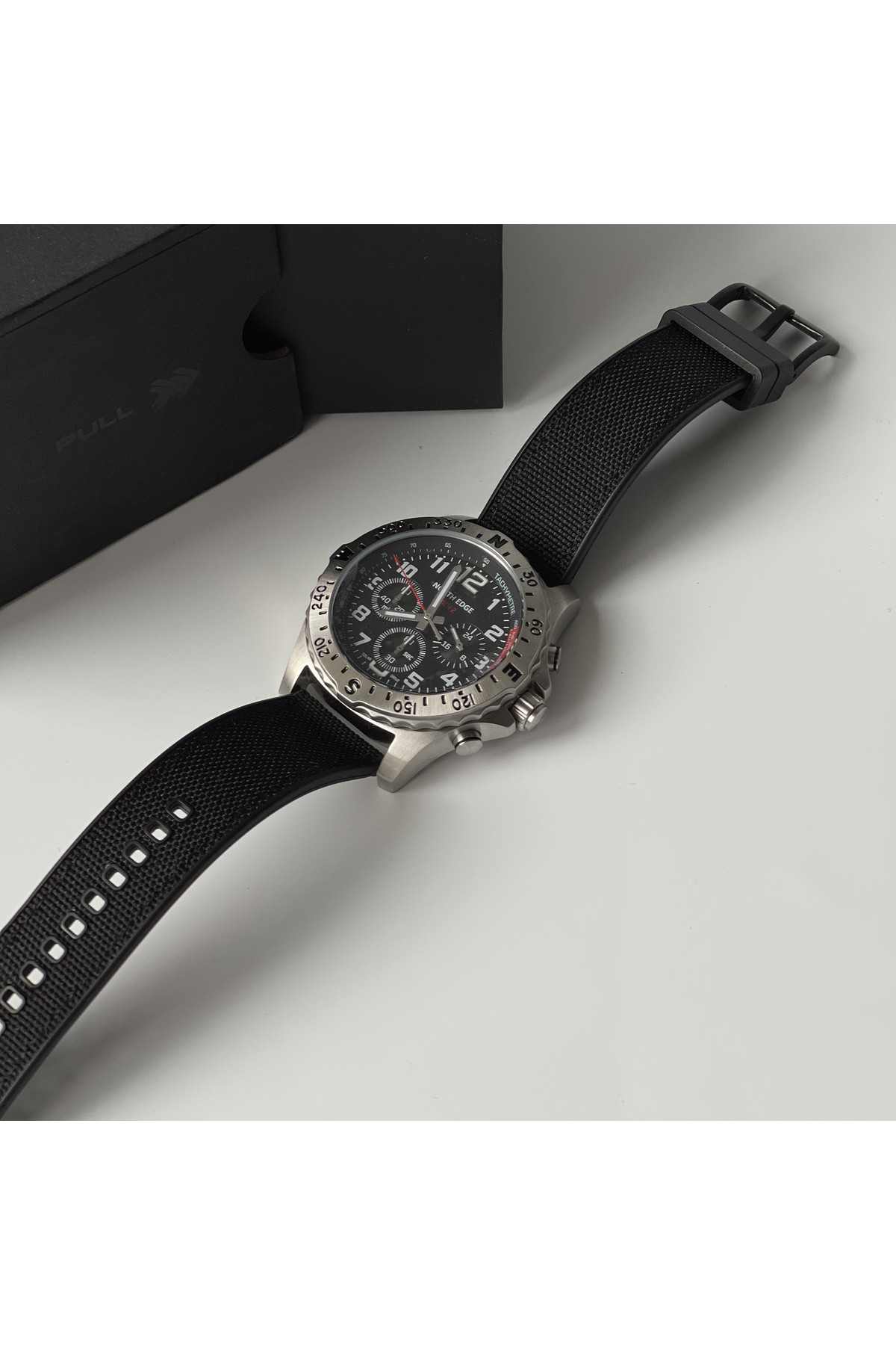 Чоловічий годинник  North Edge Profi