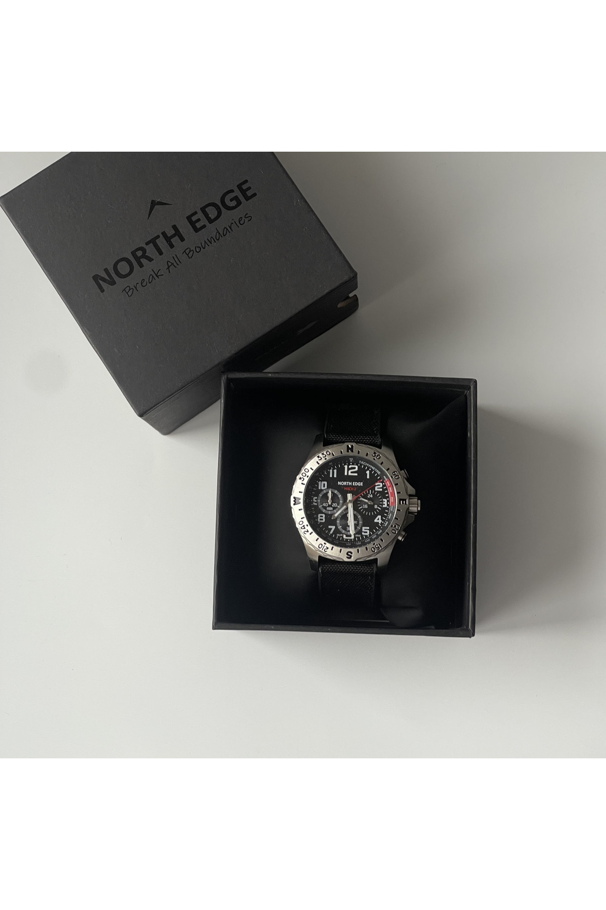 Чоловічий годинник  North Edge Profi