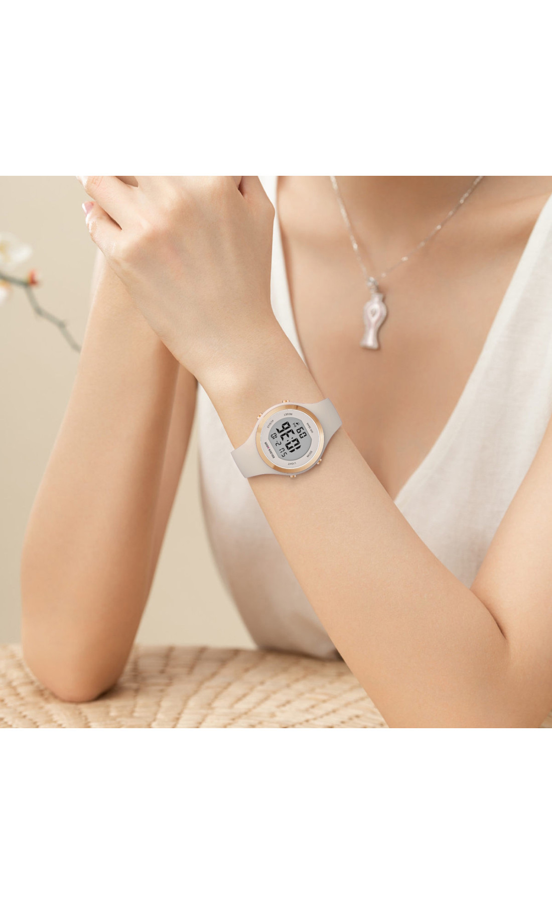 Жіночий годинник  GoldenHour Active