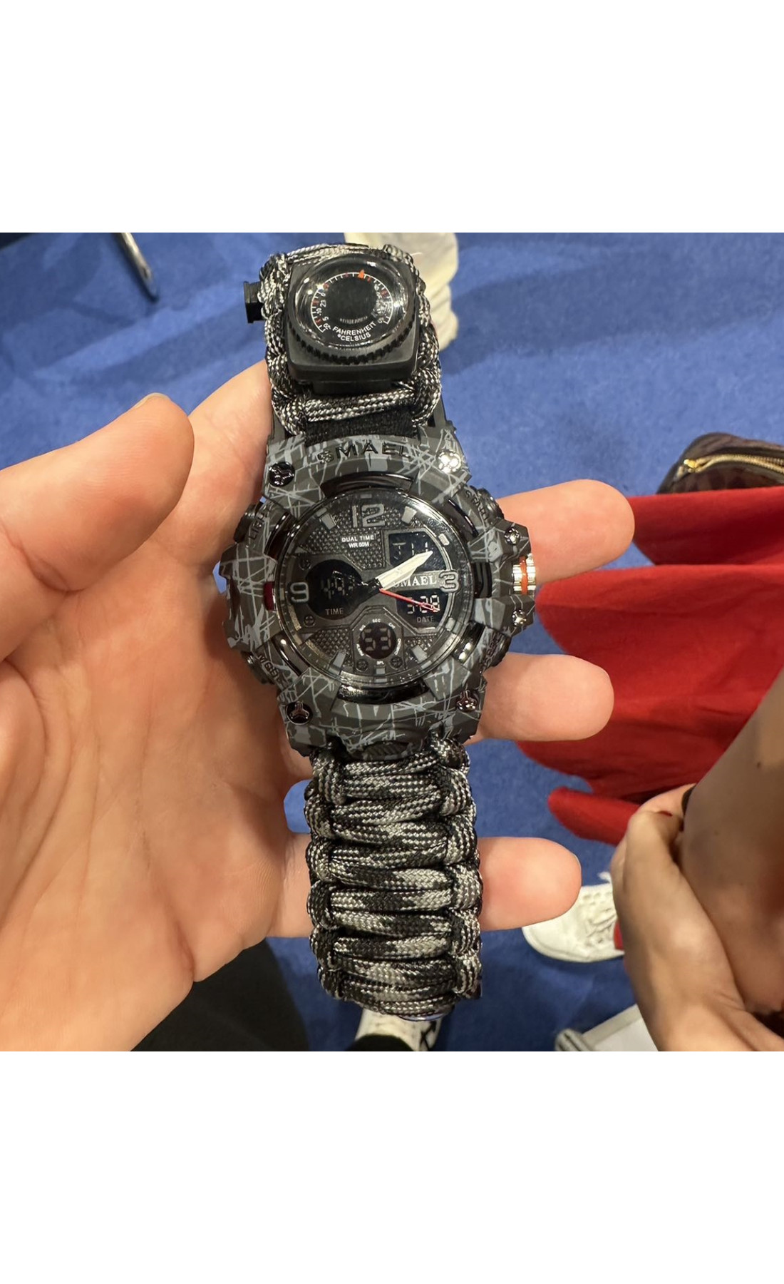 Чоловічий годинник  Smael Grey Compass