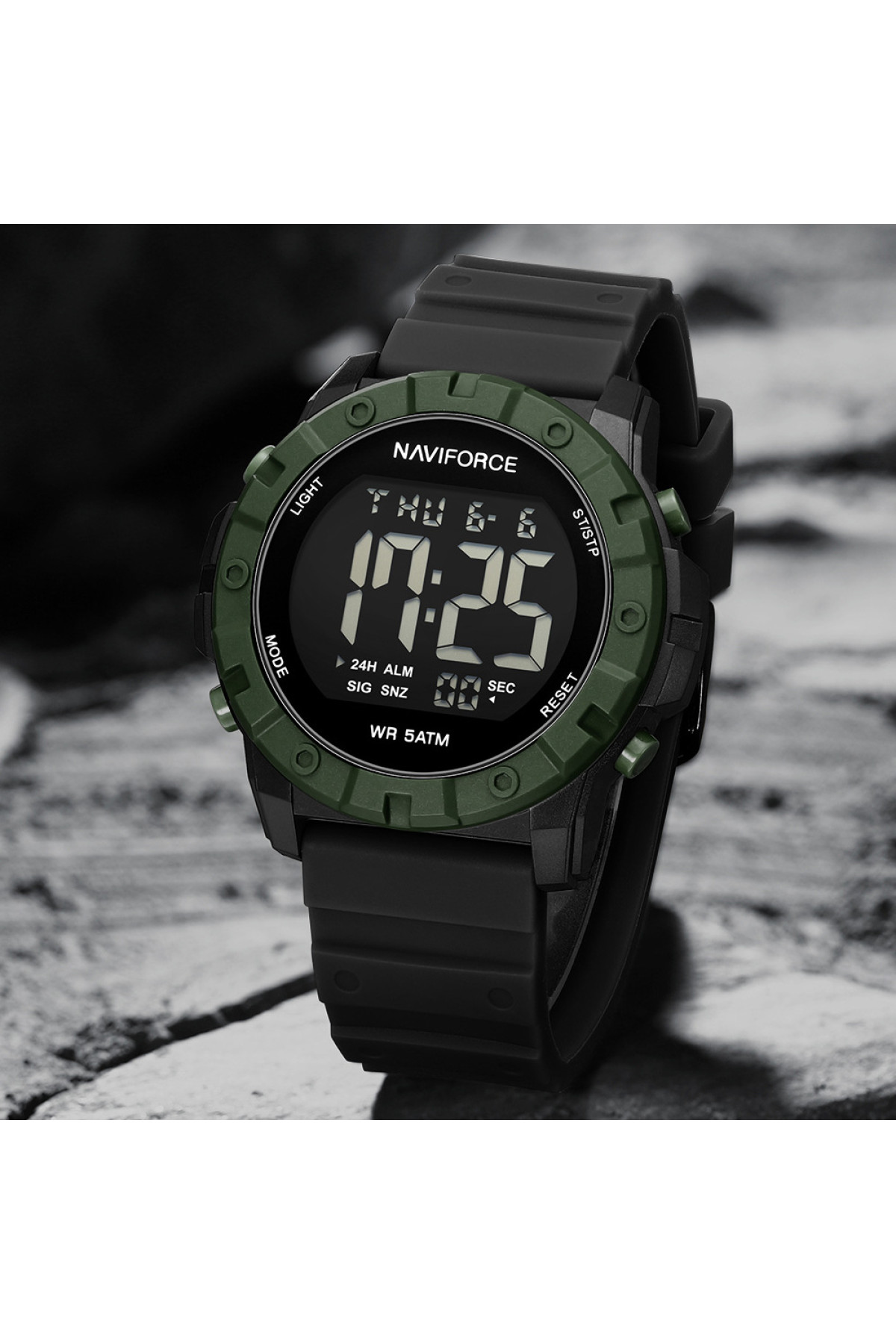 Чоловічий годинник  Naviforce Professional Green