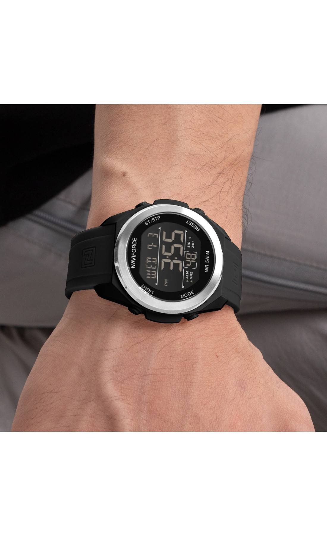 Чоловічий годинник  Naviforce Run