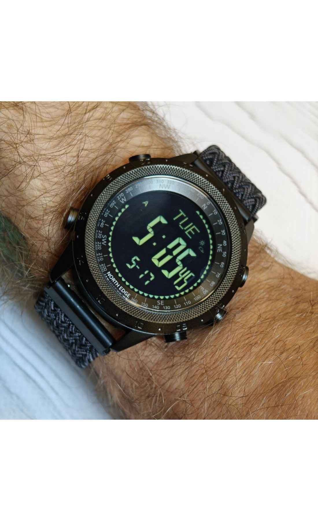 Чоловічий годинник  North Edge Desert Nylon Power 5BAR з компасом