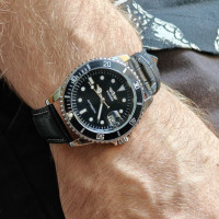 Чоловічий годинник  Winner Basel Deluxe, 2 ремінці