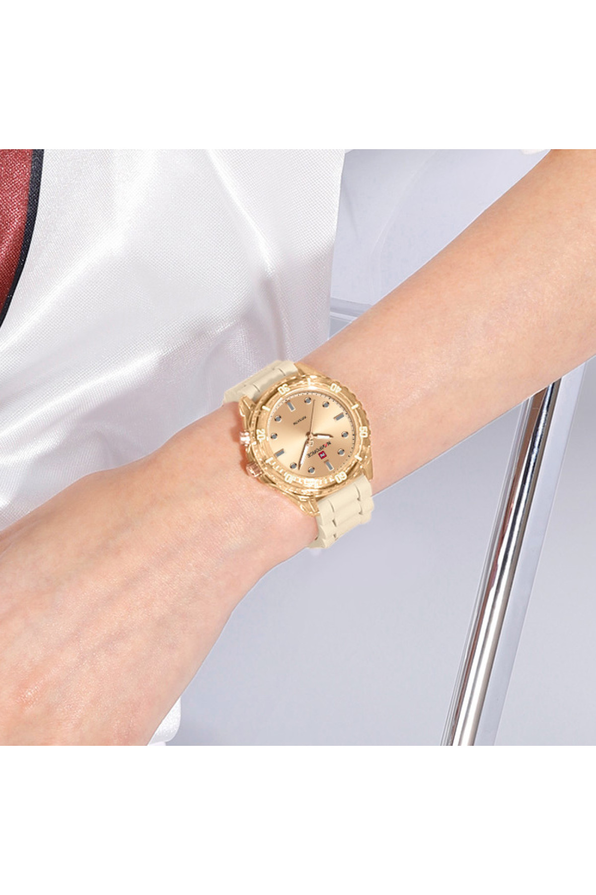 Жіночий годинник  Naviforce Evelin 5 Bar