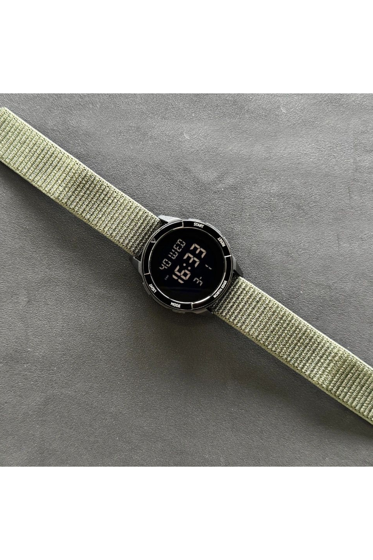 Чоловічий годинник  North Edge Terrax Green, 2 ремінці