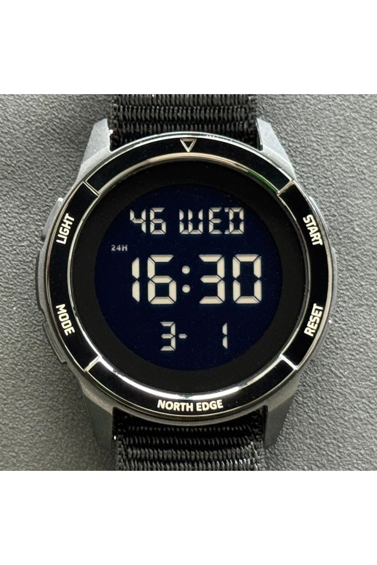 Чоловічий годинник  North Edge Terrax Green, 2 ремінці