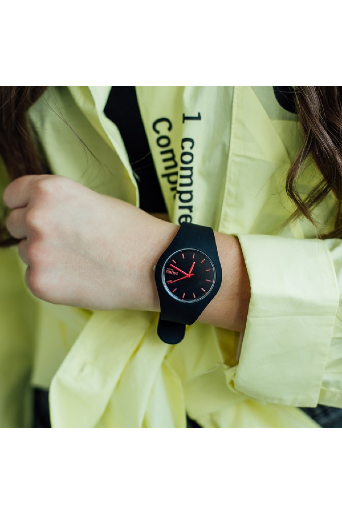 Жіночий годинник  Skmei Rubber Black 9068