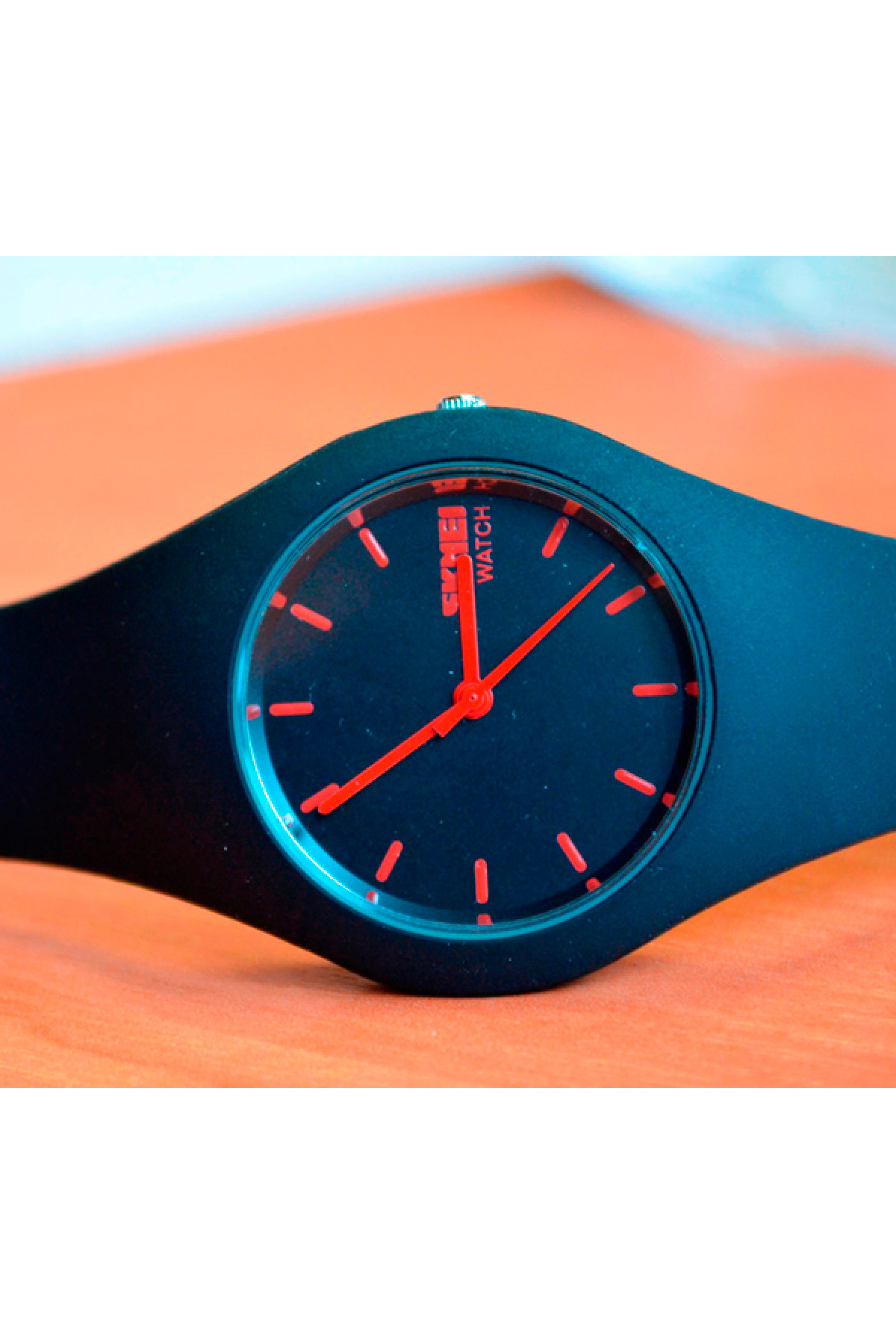 Жіночий годинник  Skmei Rubber Black 9068