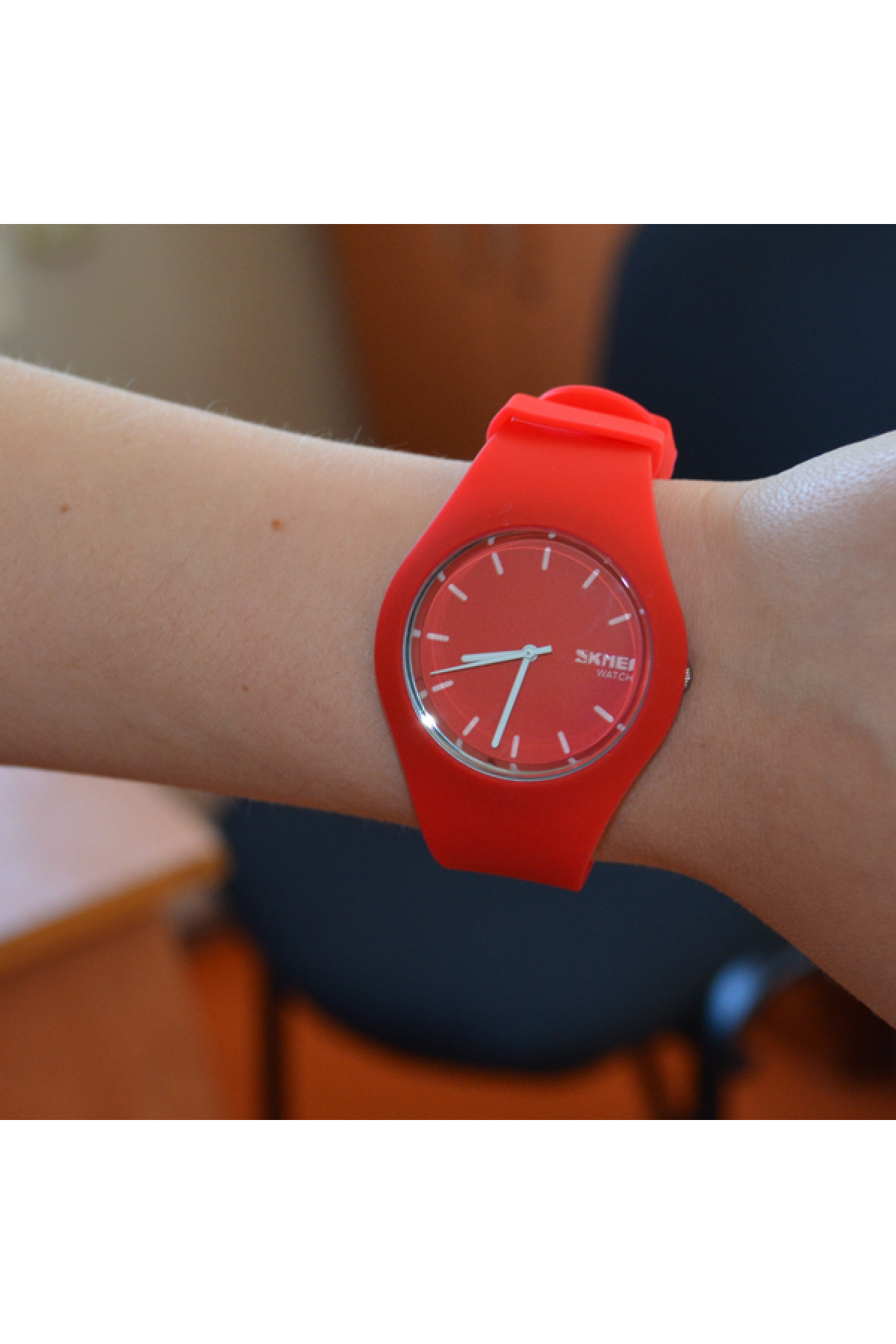 Жіночий годинник  Skmei Rubber Red 9068R