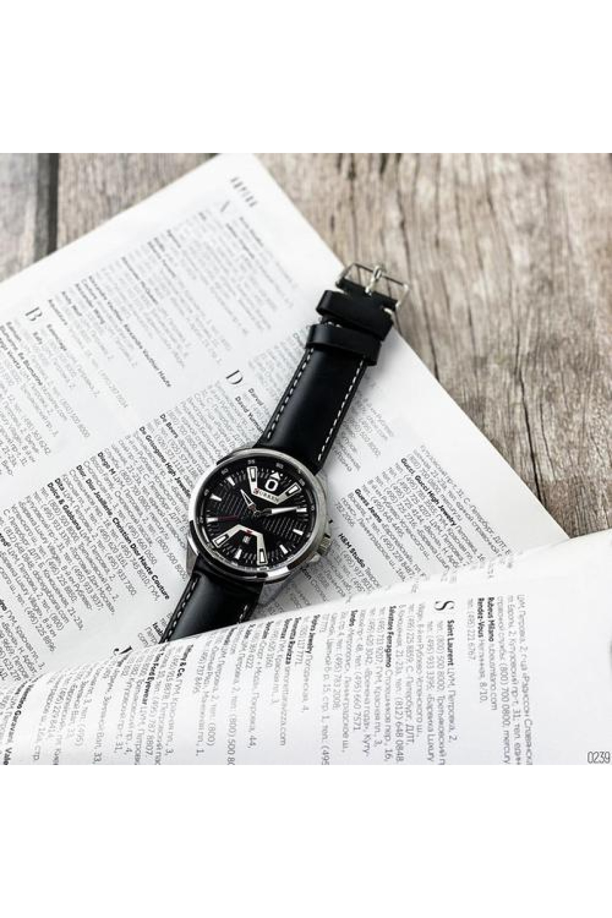 Наручні годинники Curren Curren Curren 8379 Silver-Black