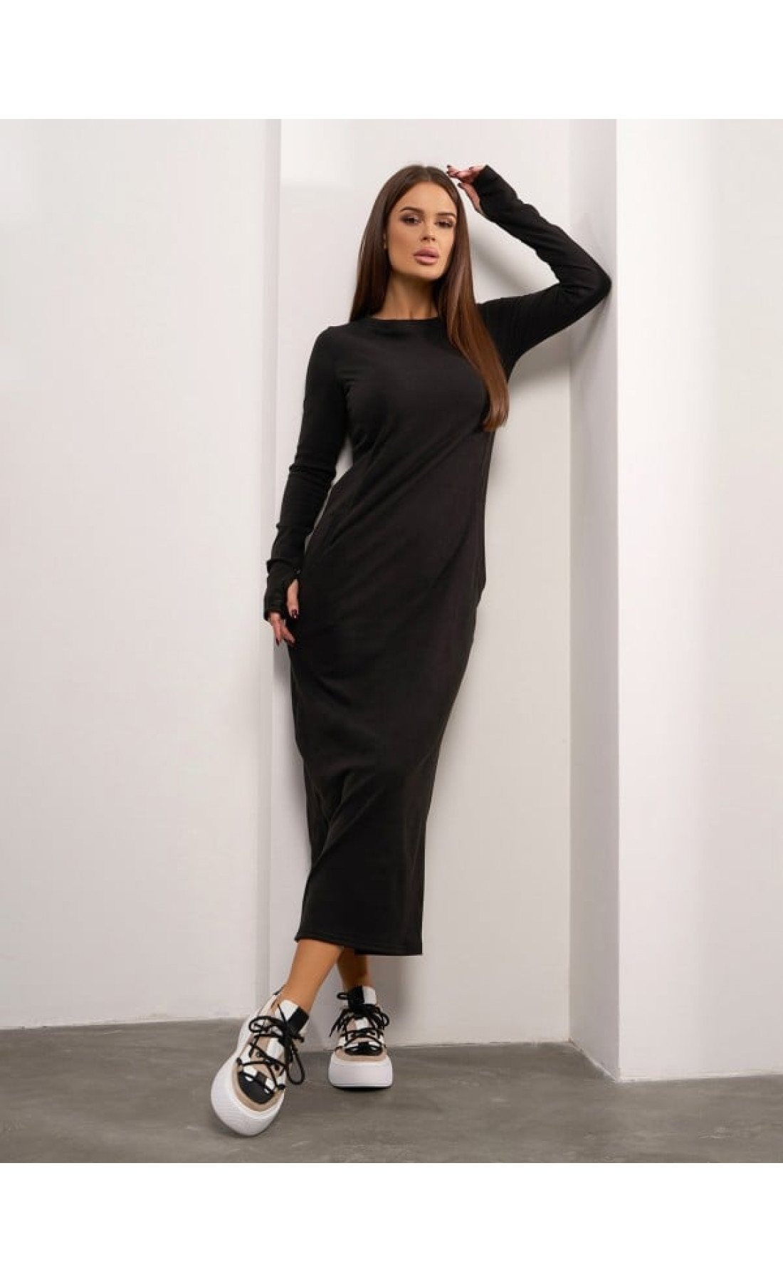 Сукні Issp