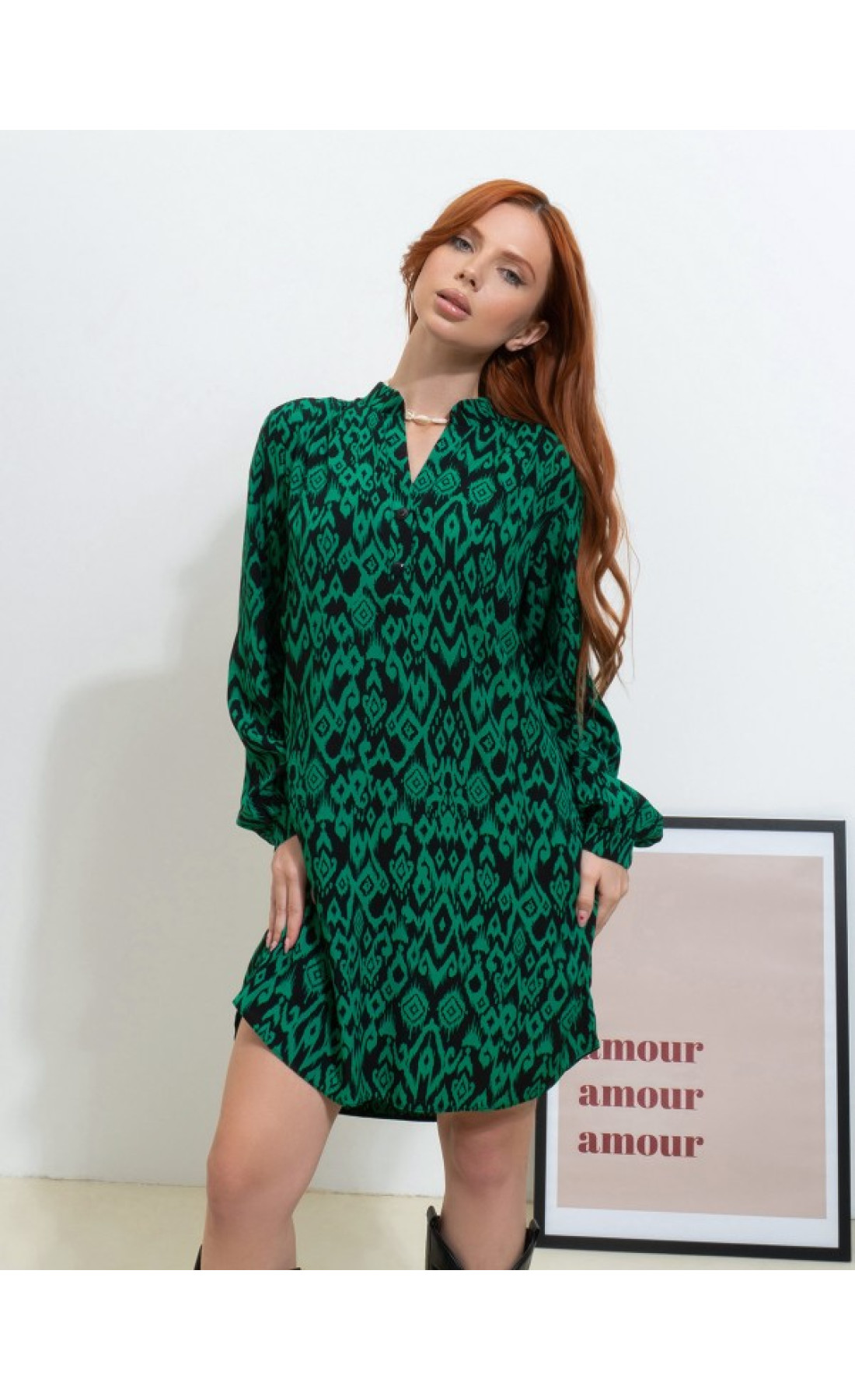 Сукні Issp