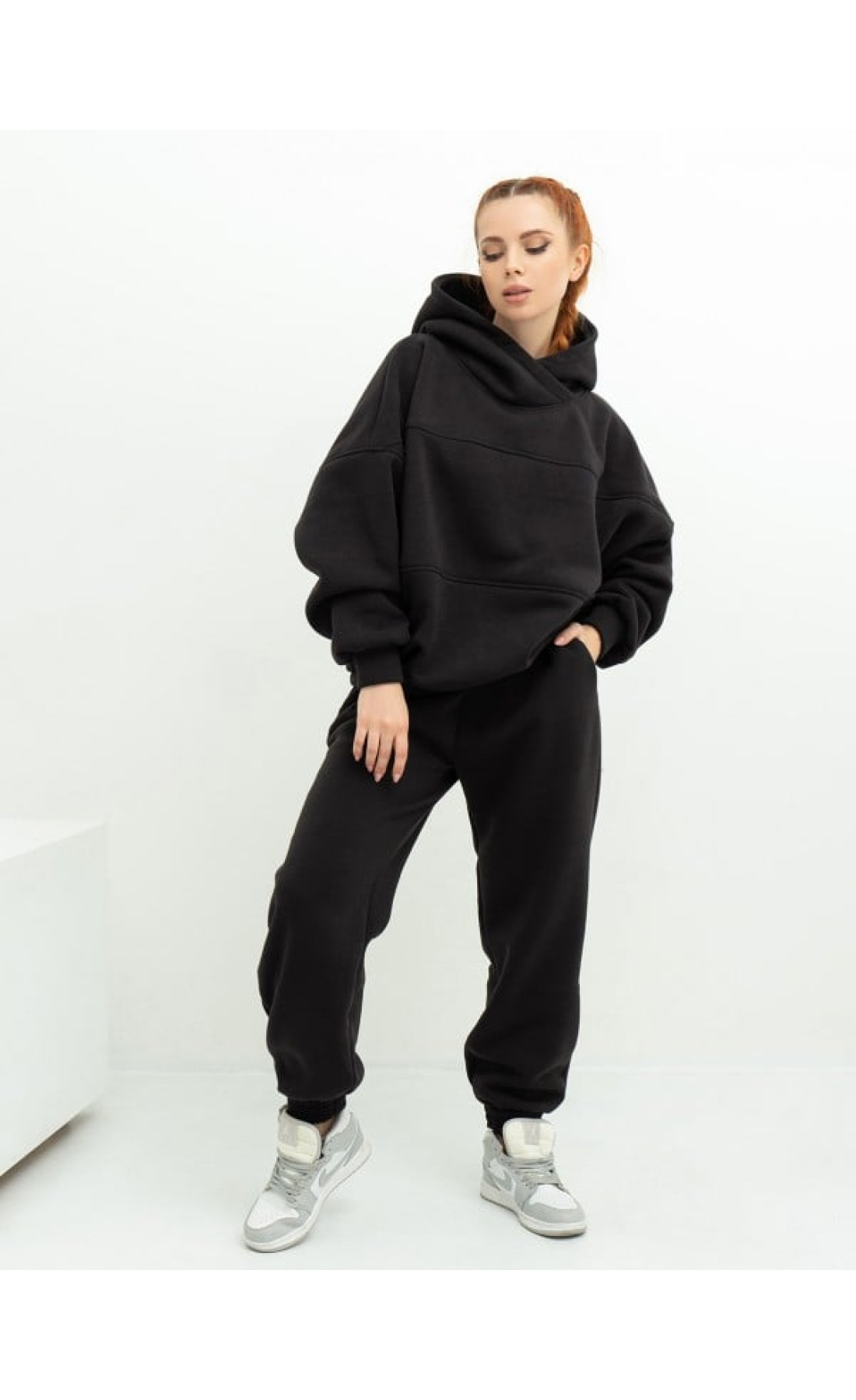 Жіночі спортивні костюми Issp