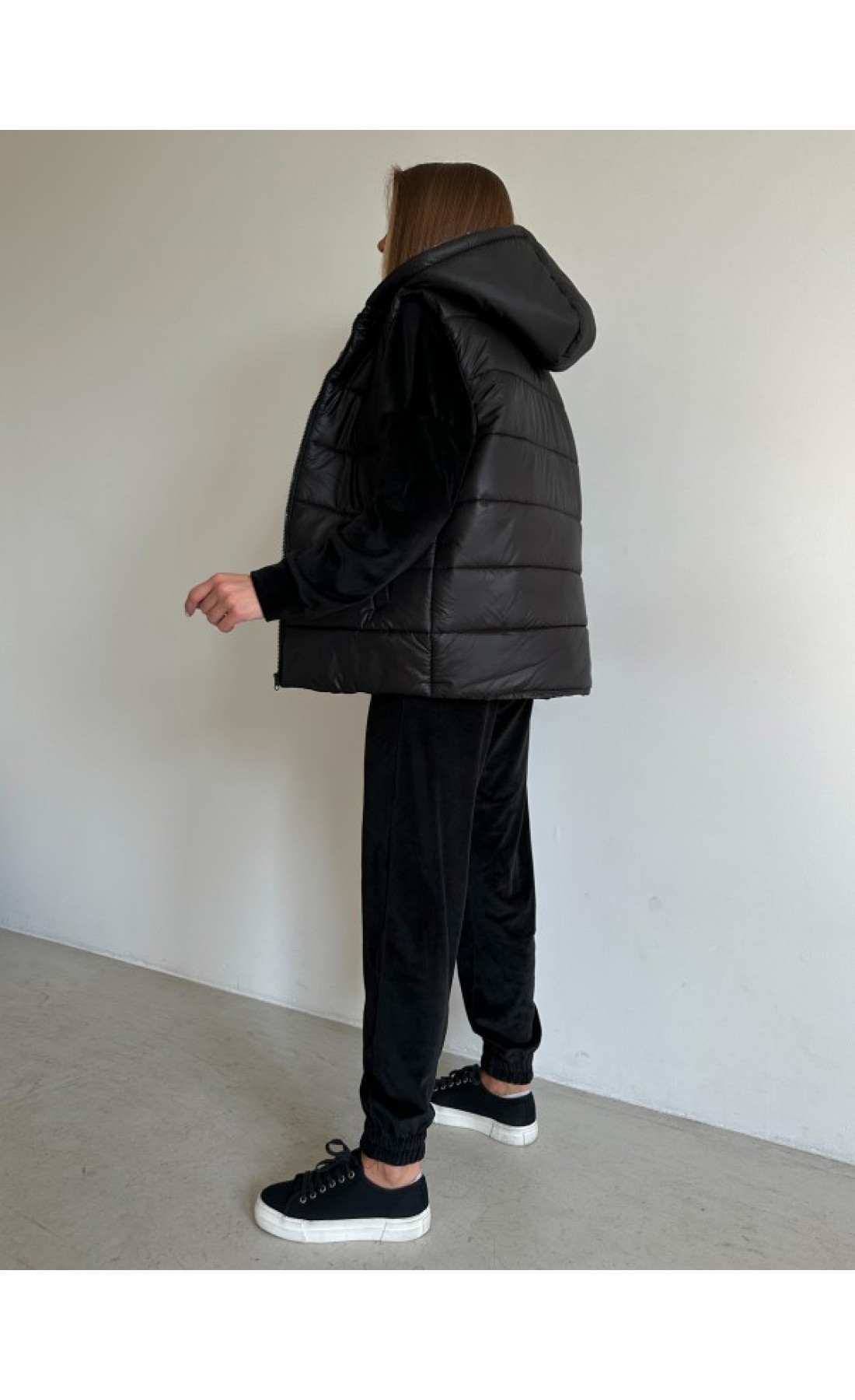 Жіночі спортивні костюми Issp