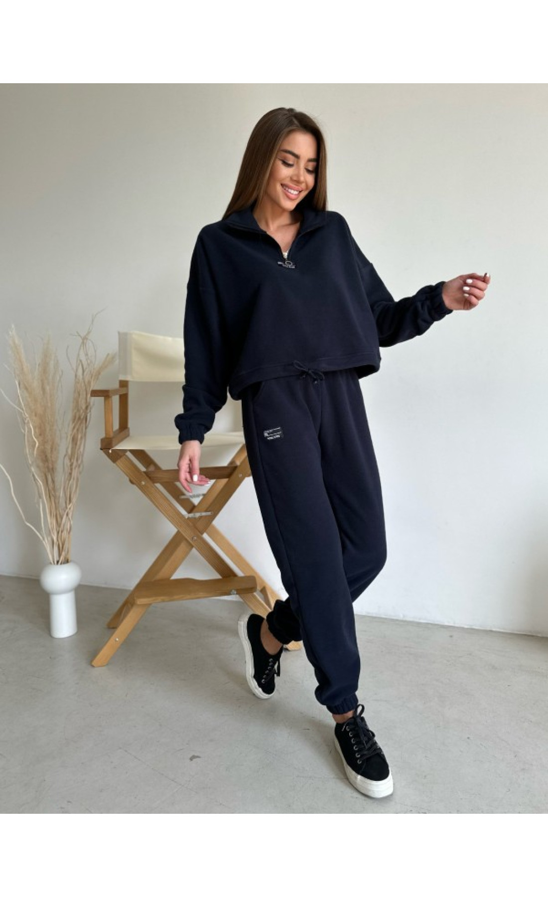 Жіночі спортивні костюми Issp