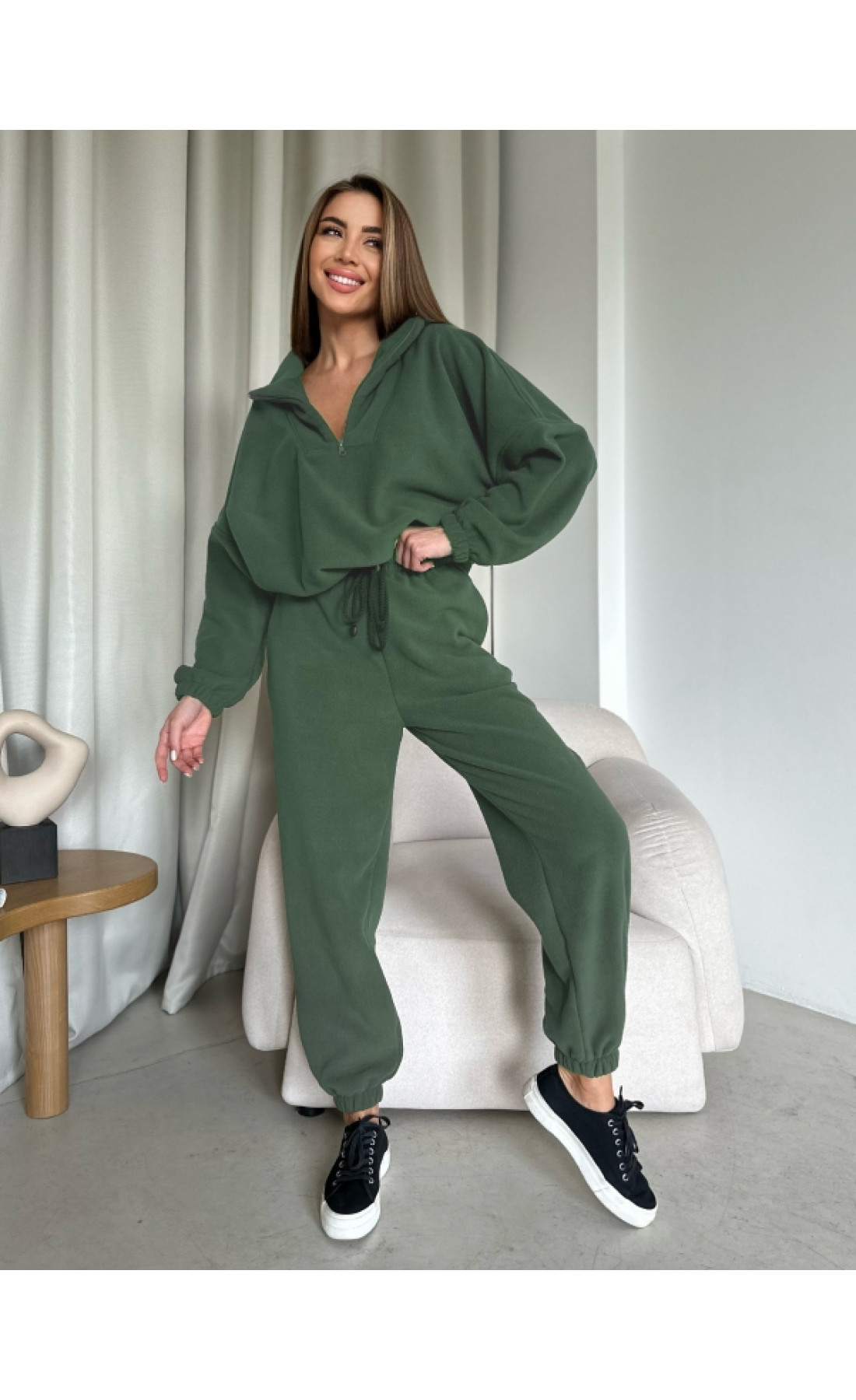 Жіночі спортивні костюми Issp