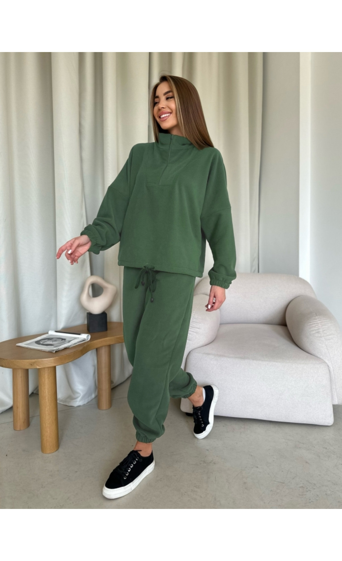 Жіночі спортивні костюми Issp