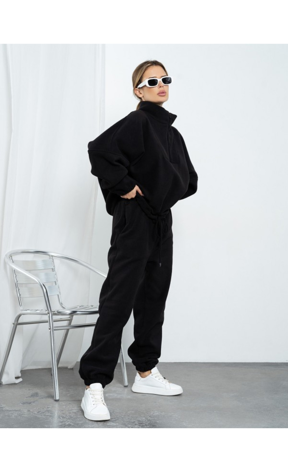 Жіночі спортивні костюми Issp