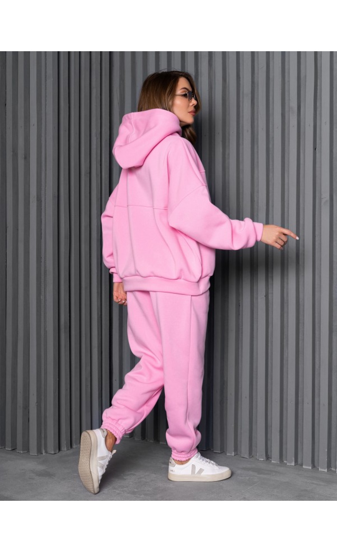 Жіночі спортивні костюми Issp