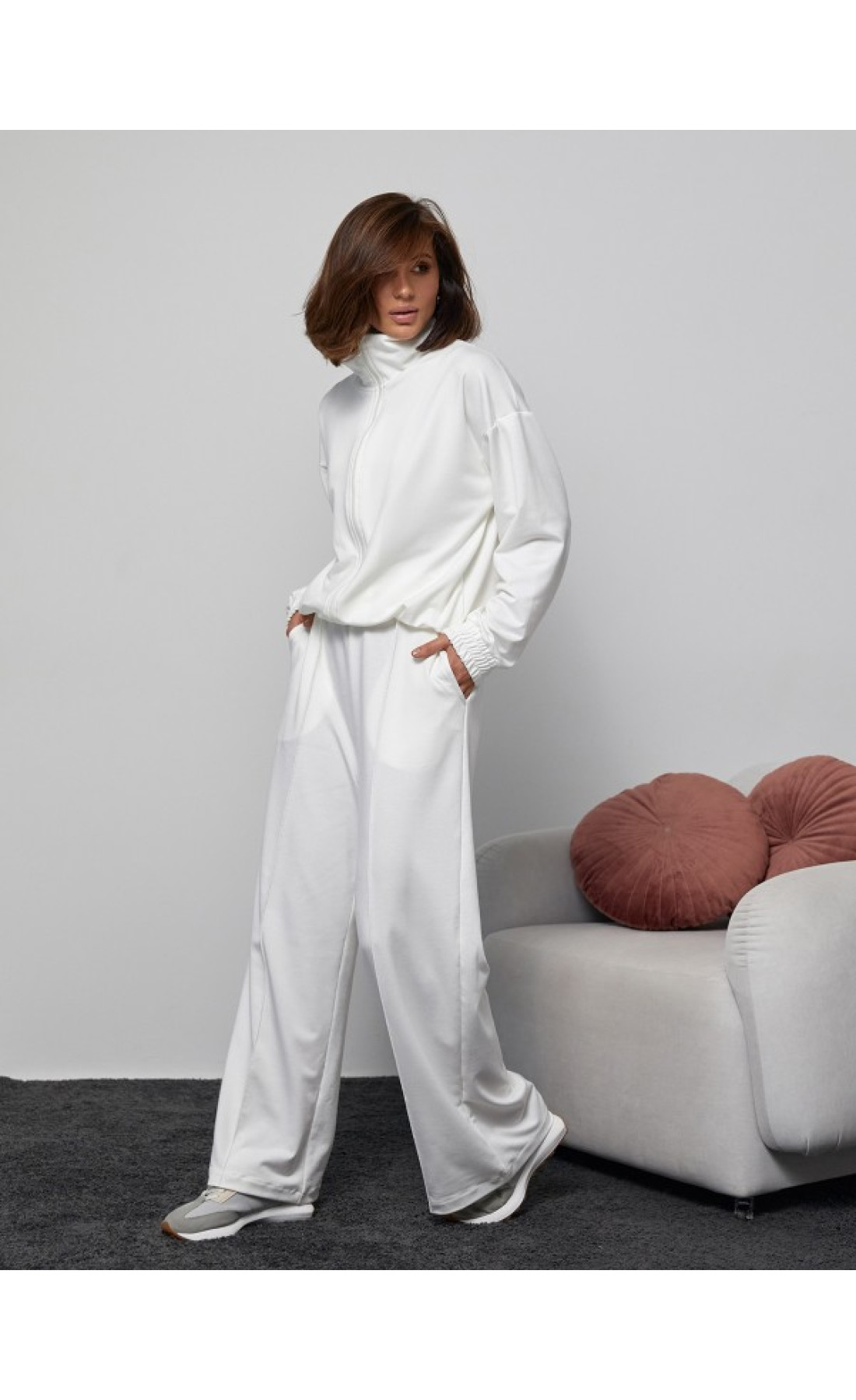 Жіночі спортивні костюми Issp