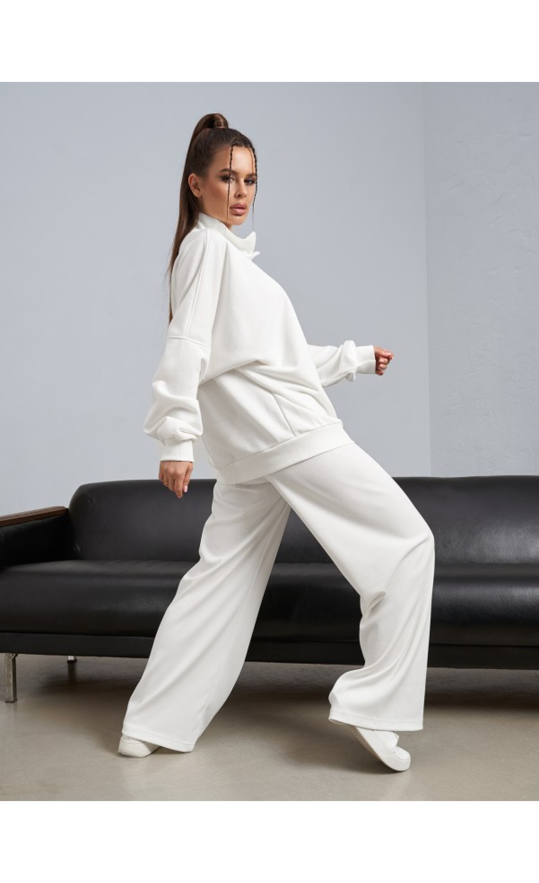 Жіночі спортивні костюми Issp