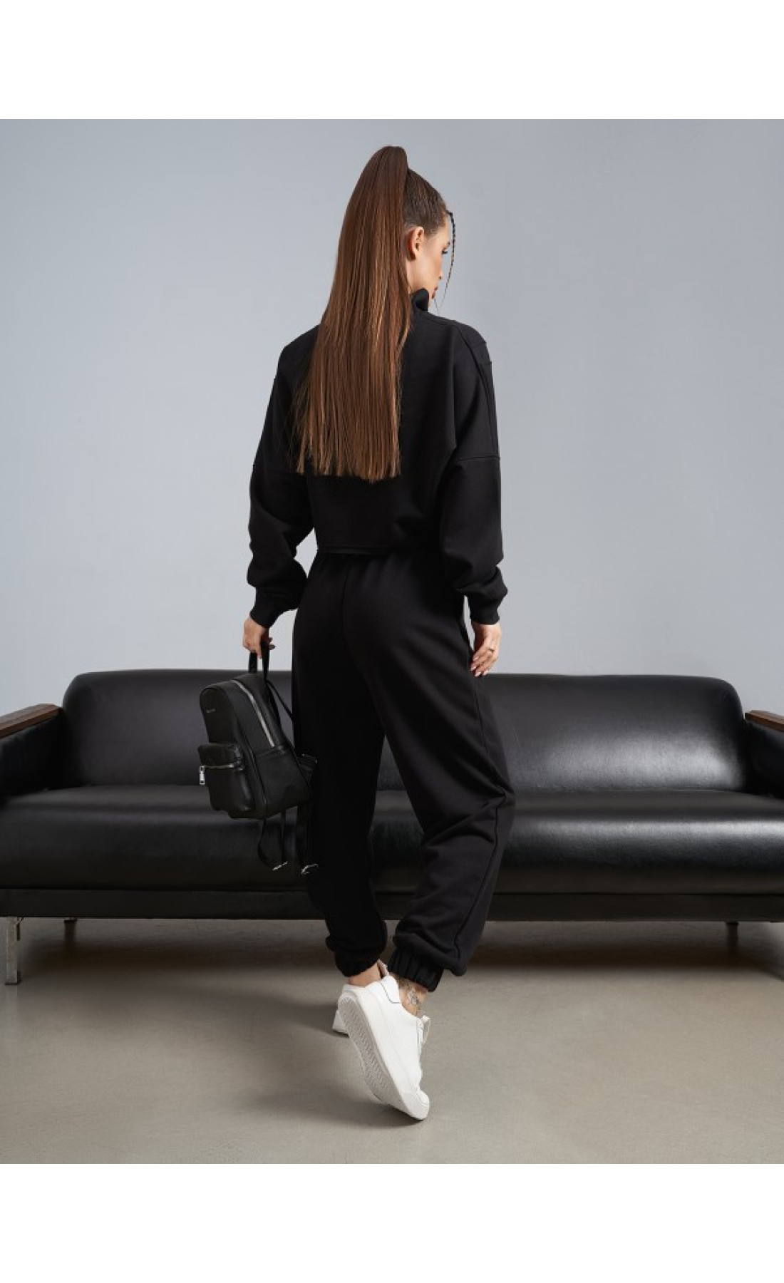 Жіночі спортивні костюми Issp