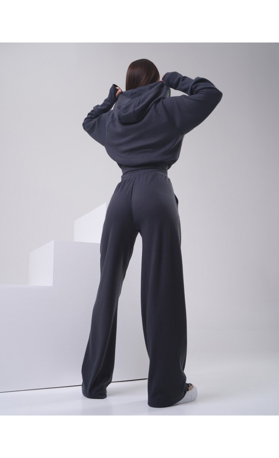 Жіночі спортивні костюми Issp