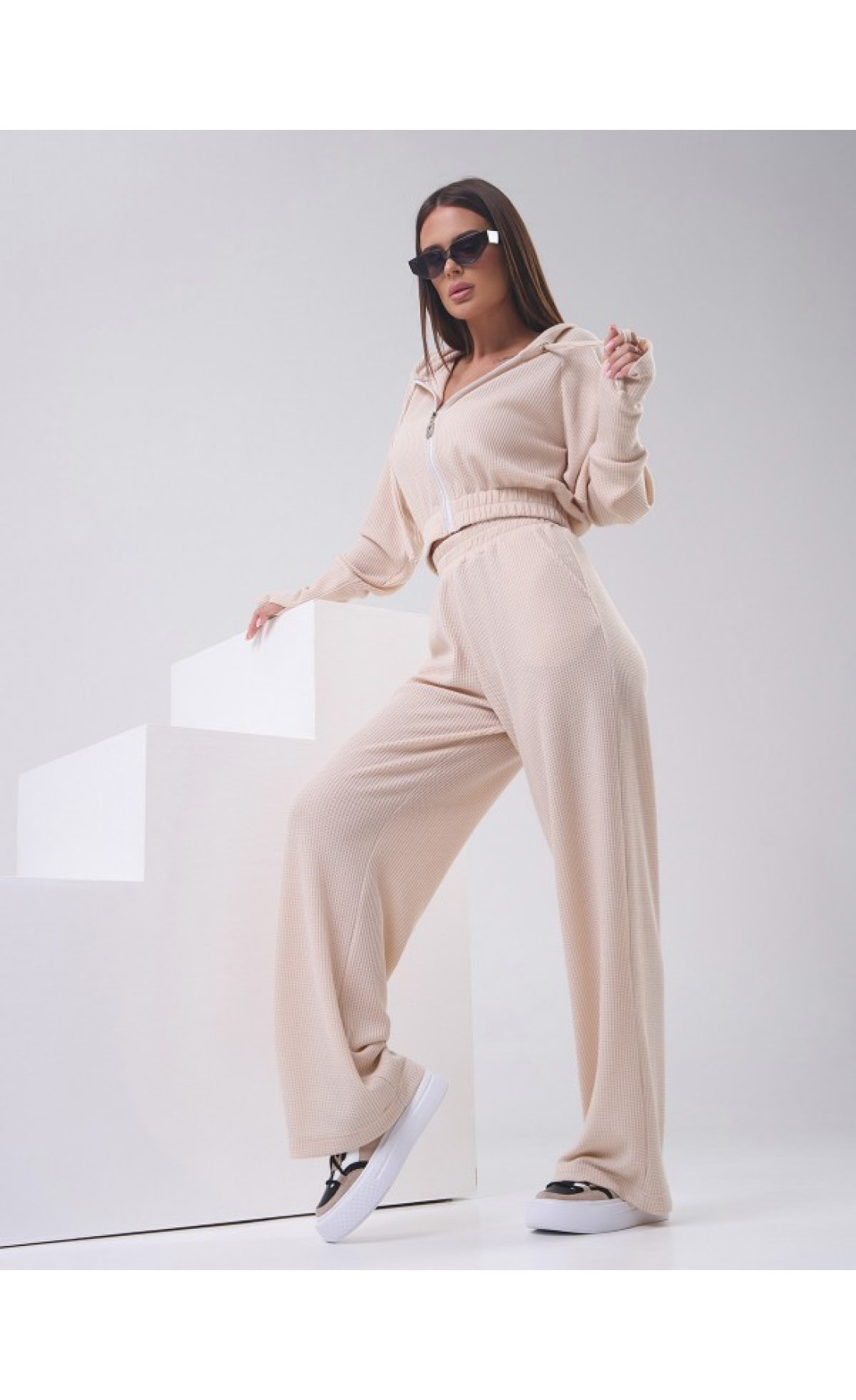 Жіночі спортивні костюми Issp