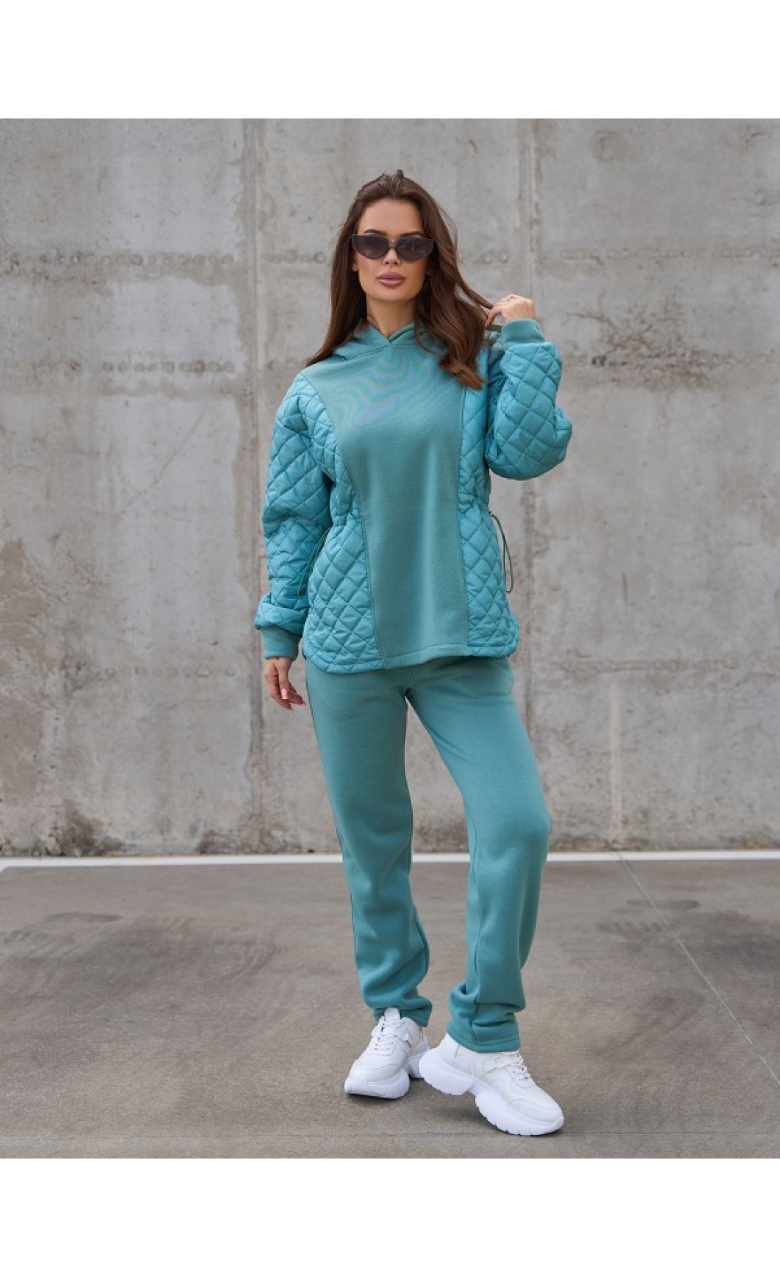 Жіночі спортивні костюми Issp