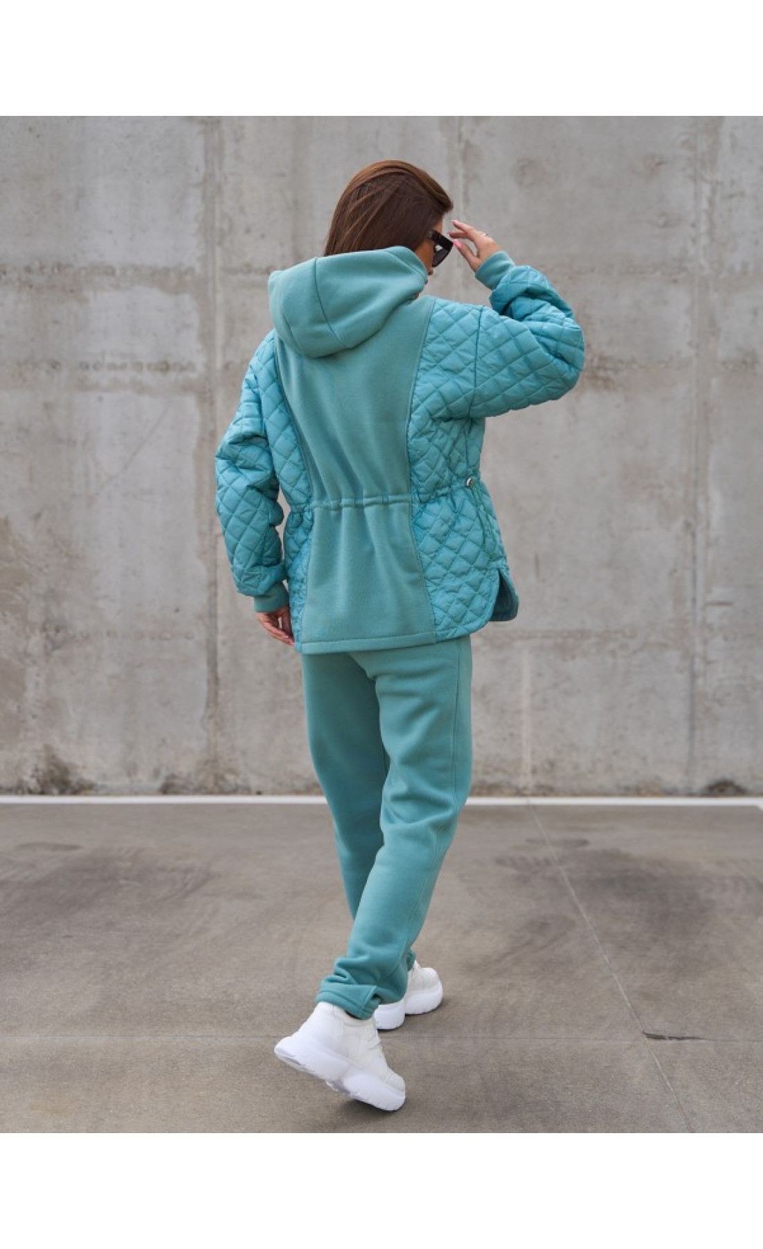 Жіночі спортивні костюми Issp