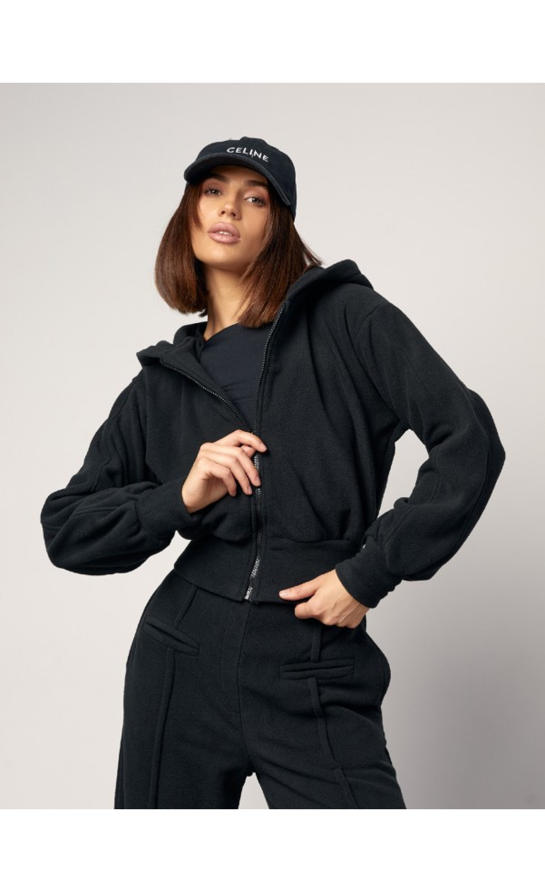 Жіночі спортивні костюми Issp