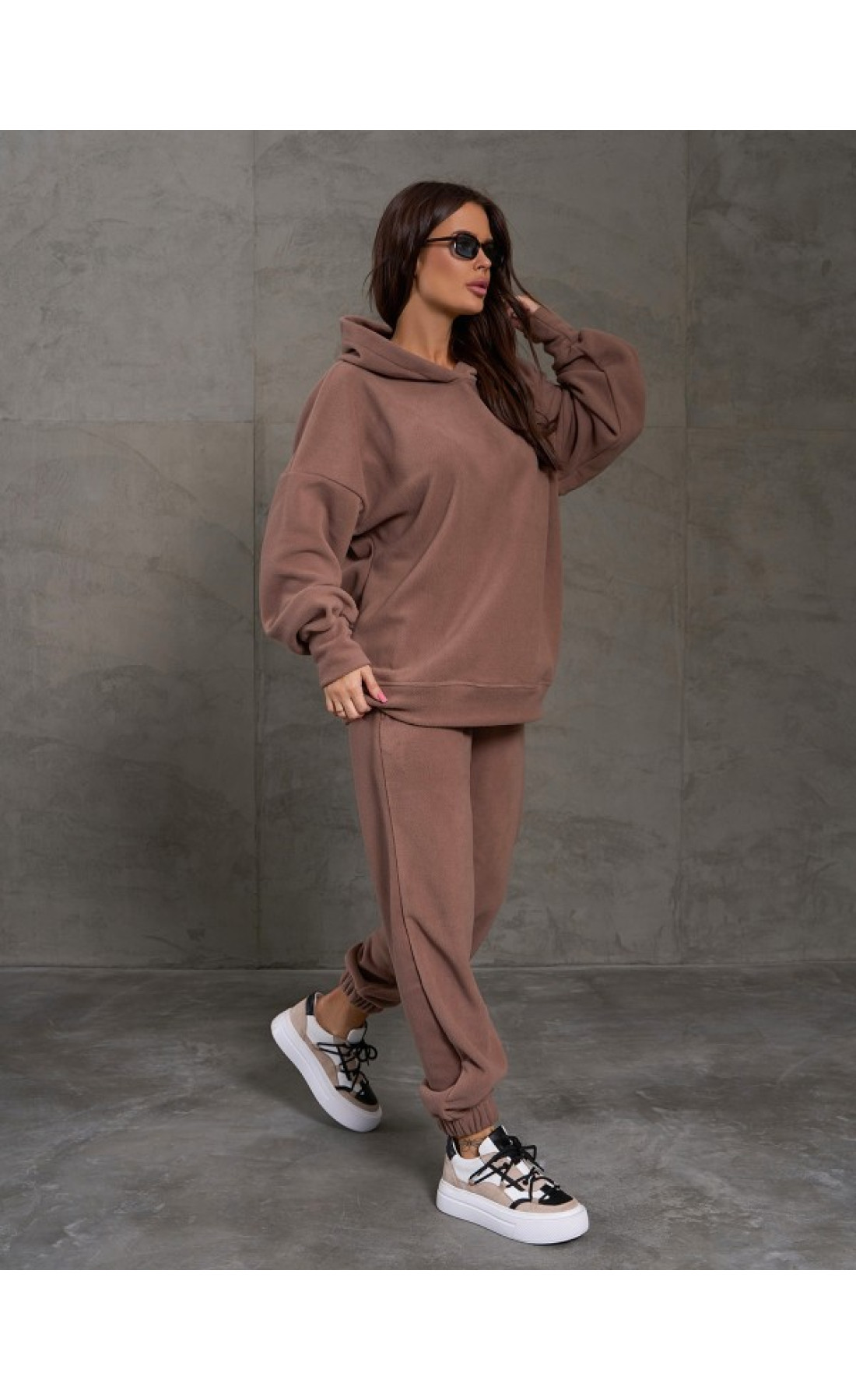 Жіночі спортивні костюми Issp