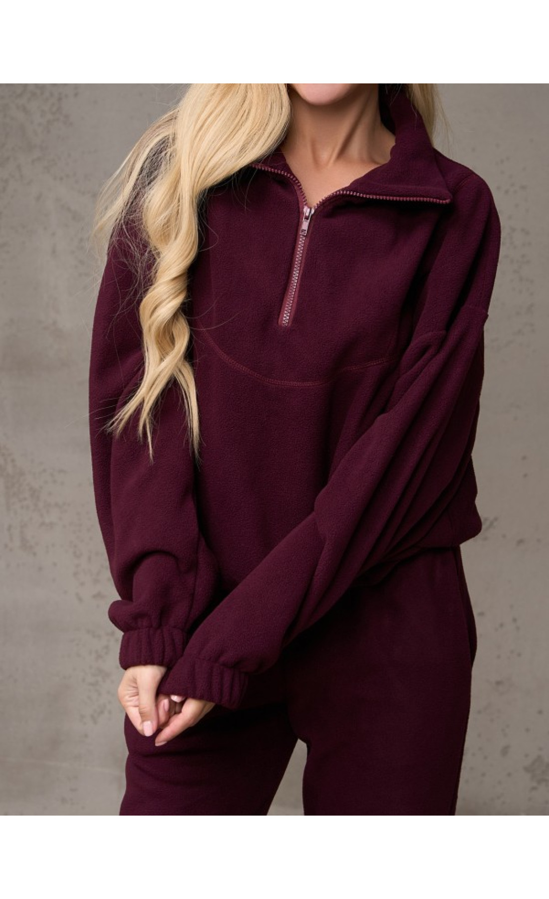 Жіночі спортивні костюми Issp